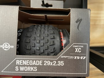 S-WORKS RENEGADE 2 BLISS MTB BANDEN 