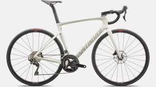 Specialized Tarmac SL7 Sport – Dunewht shimano 105
