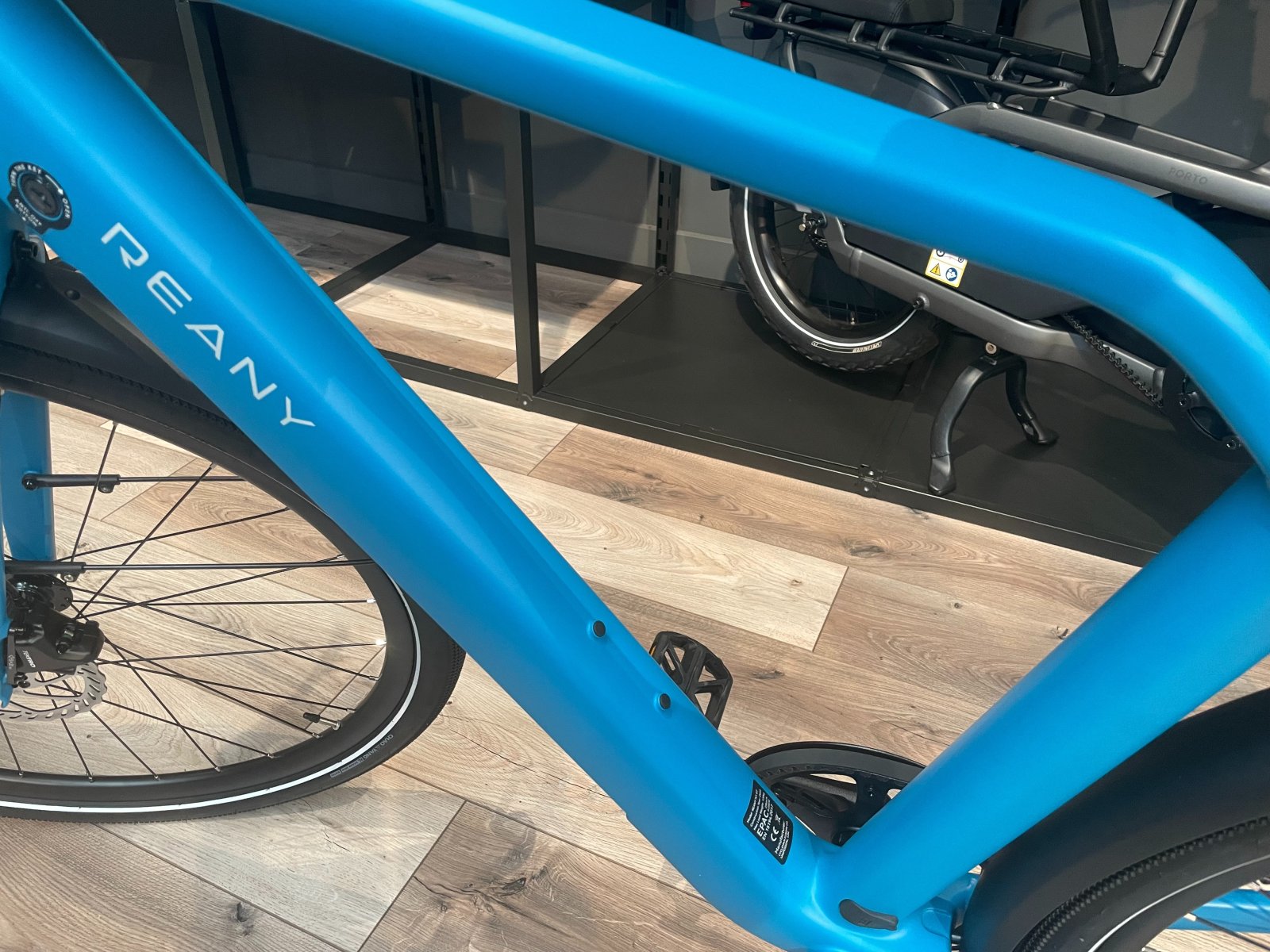 reany nt gt blauw 2