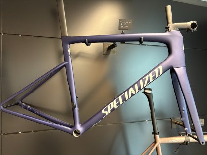 Specialized Tarmac SL8 frameset custom gelakt 